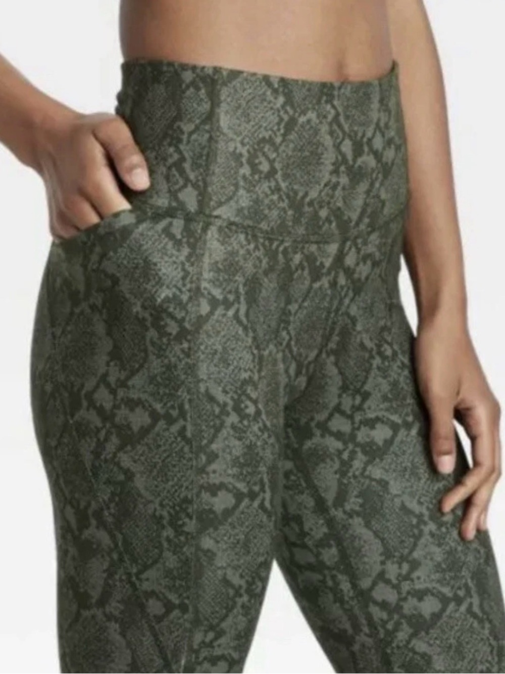 All In Motion Women's XXL Green Snakeskin Print Leggings - Picture 3 of 8